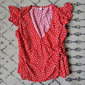 Old Navy Red Floral Wrap Top Sz M